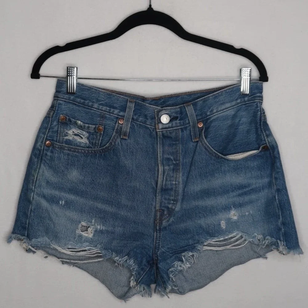 Levi's 501 Shorts Womens 28 Daisy Embroidered High Rise Distressed Cut off Denim